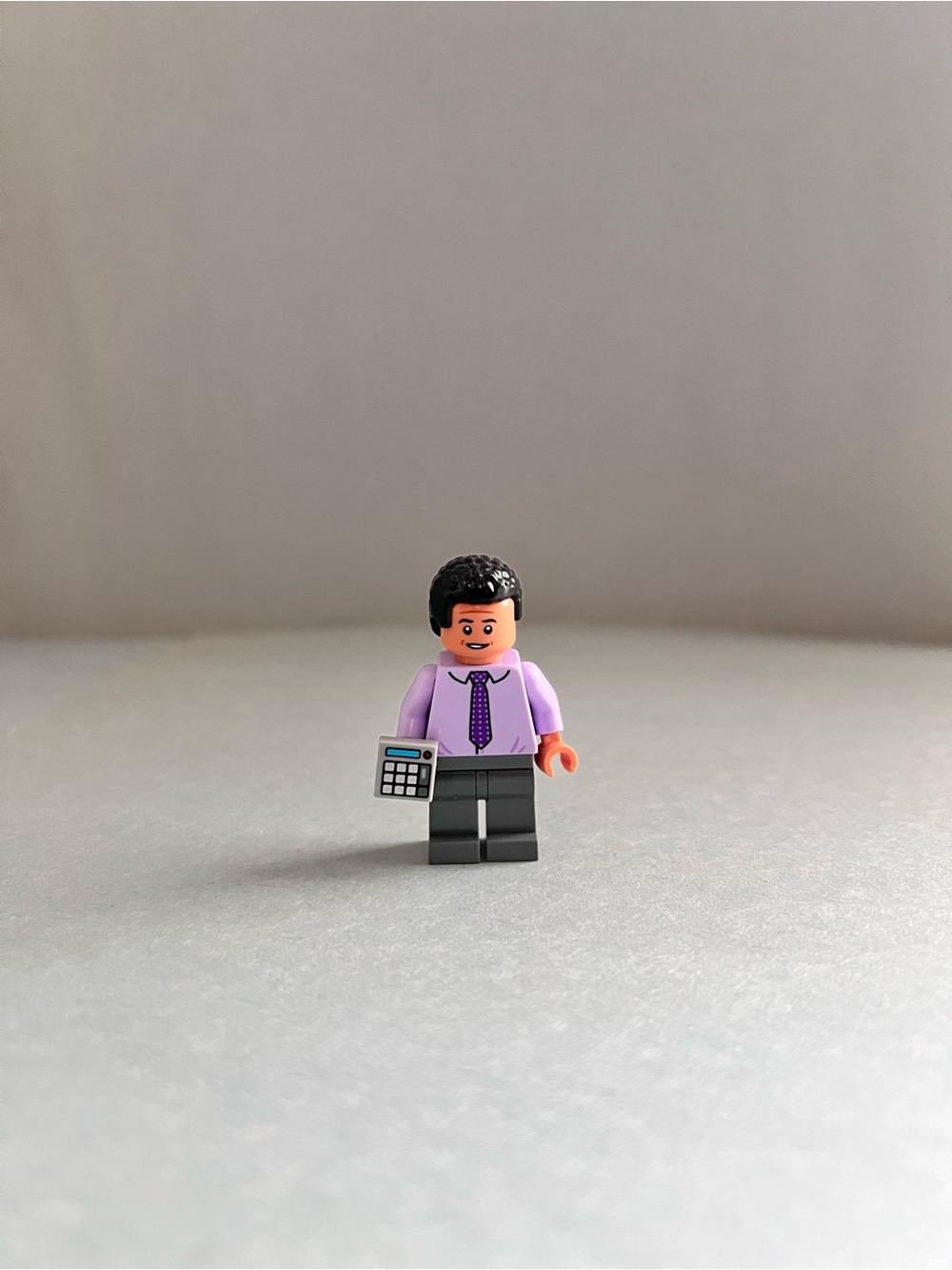 LEGO Ideas The Office Oscar Martinez Minifigure